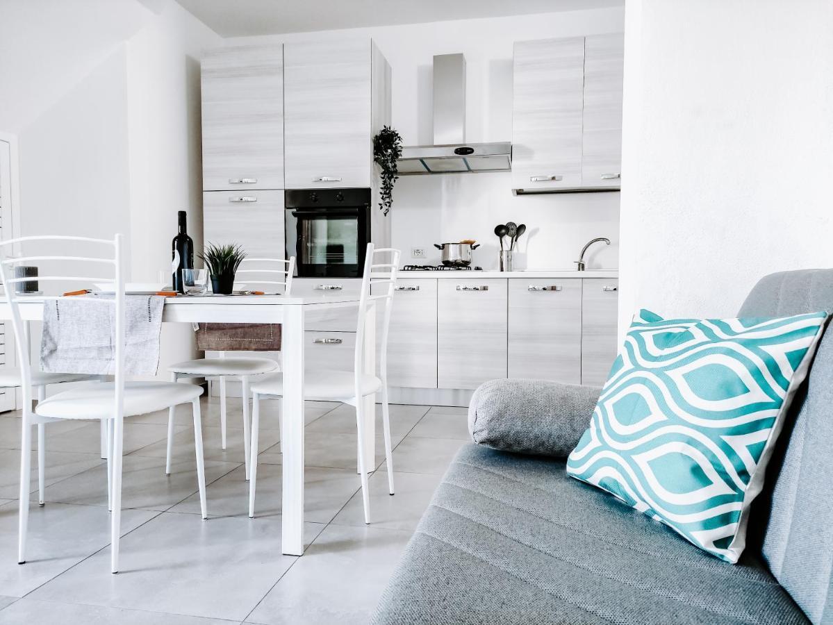 Diletta Apartment Tortolì Buitenkant foto