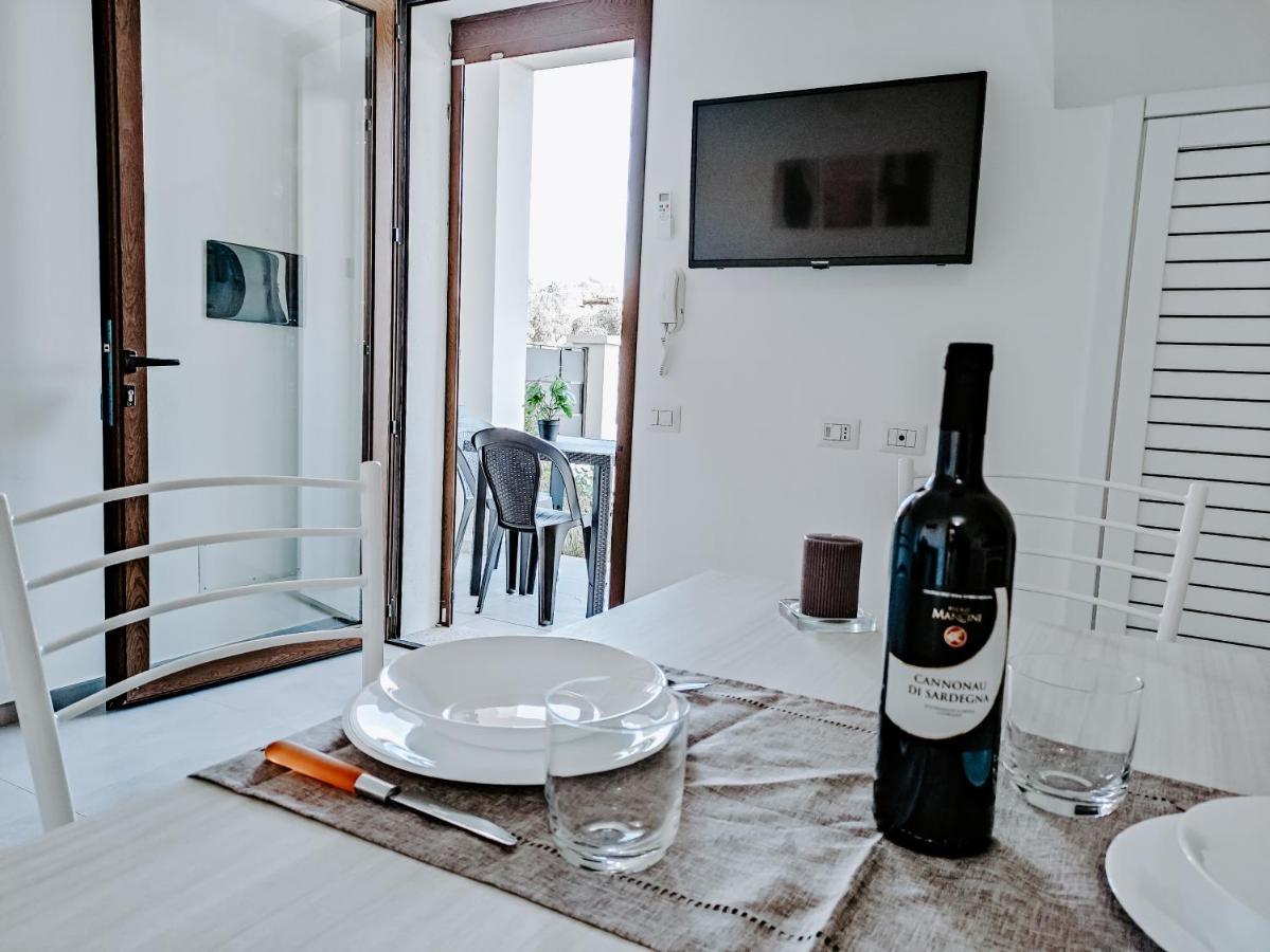 Diletta Apartment Tortolì Buitenkant foto