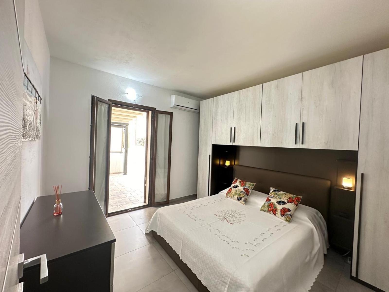 Diletta Apartment Tortolì Buitenkant foto