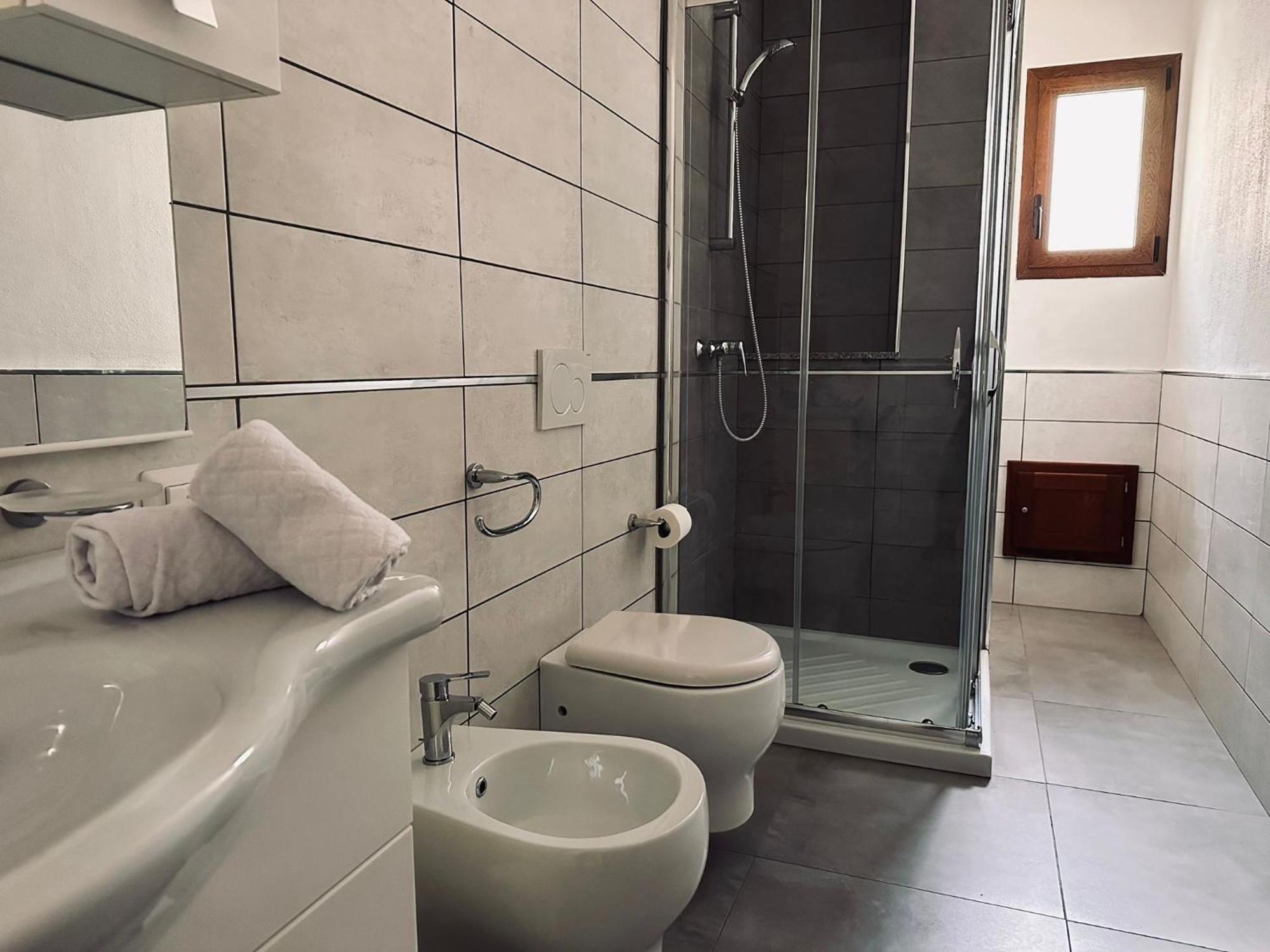 Diletta Apartment Tortolì Buitenkant foto